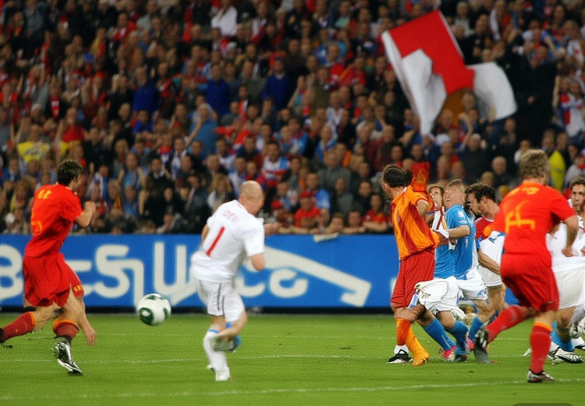 2008欧洲杯荷兰VS俄罗斯激情对决回顾(图3)